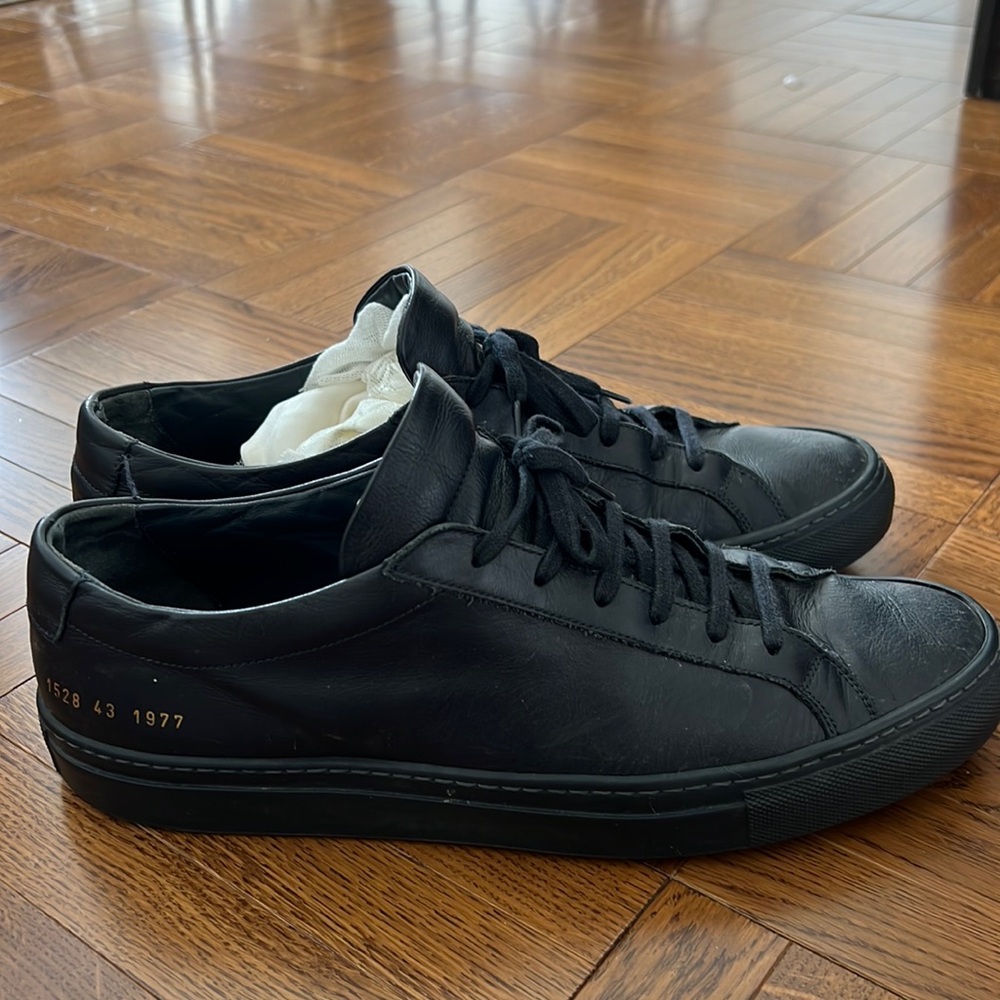Common Projects Navy Size 43 EU / 10 US